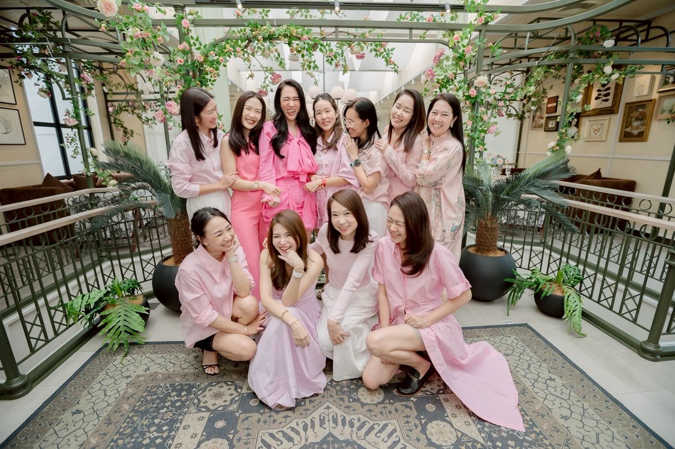 เมย์ เฟื่องอารมย์