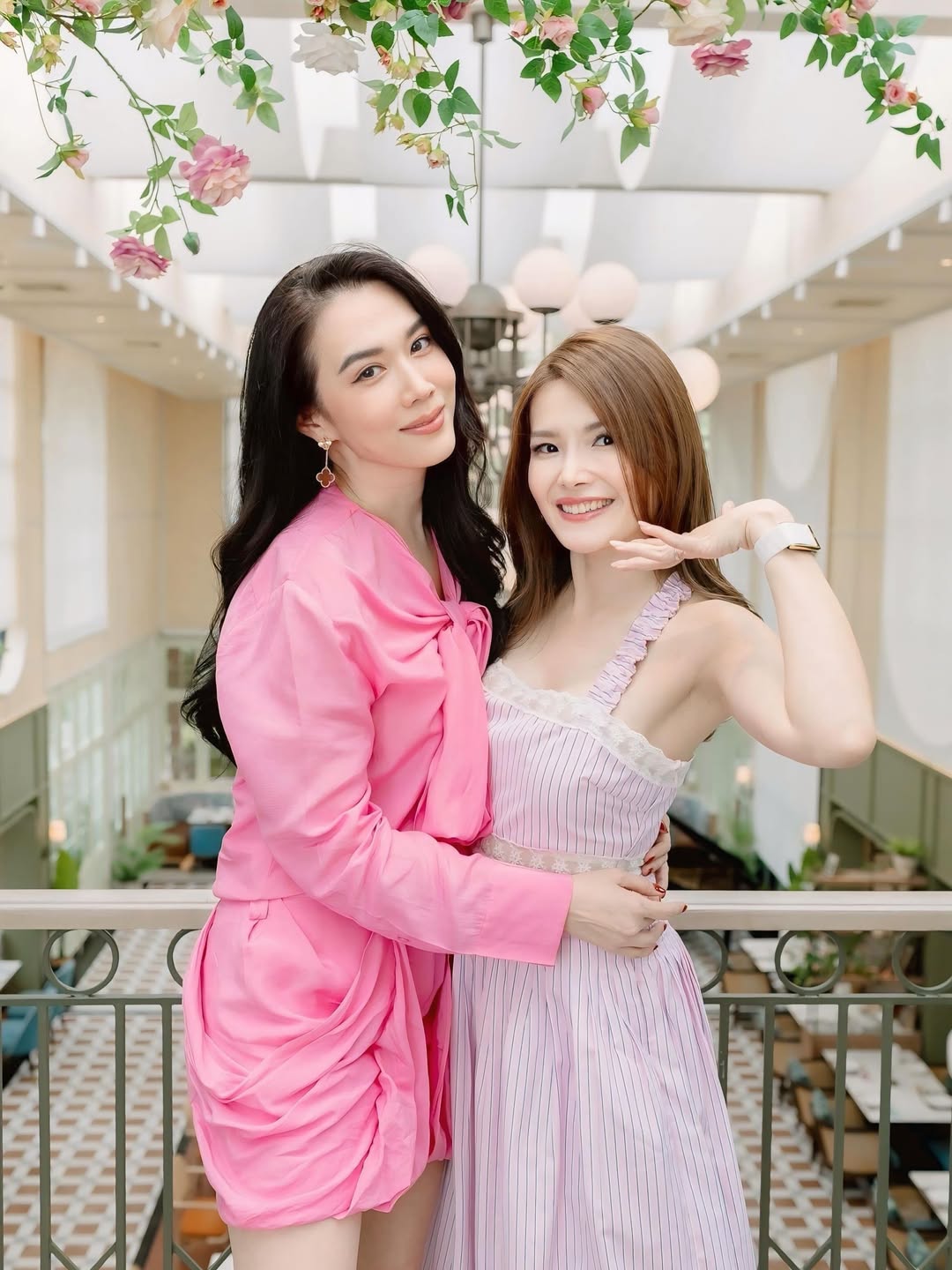 เมย์ เฟื่องอารมย์