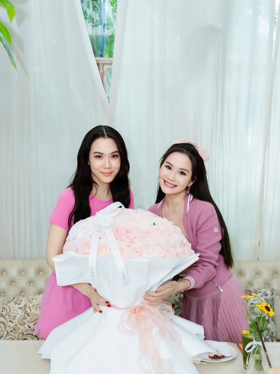 เมย์ เฟื่องอารมย์