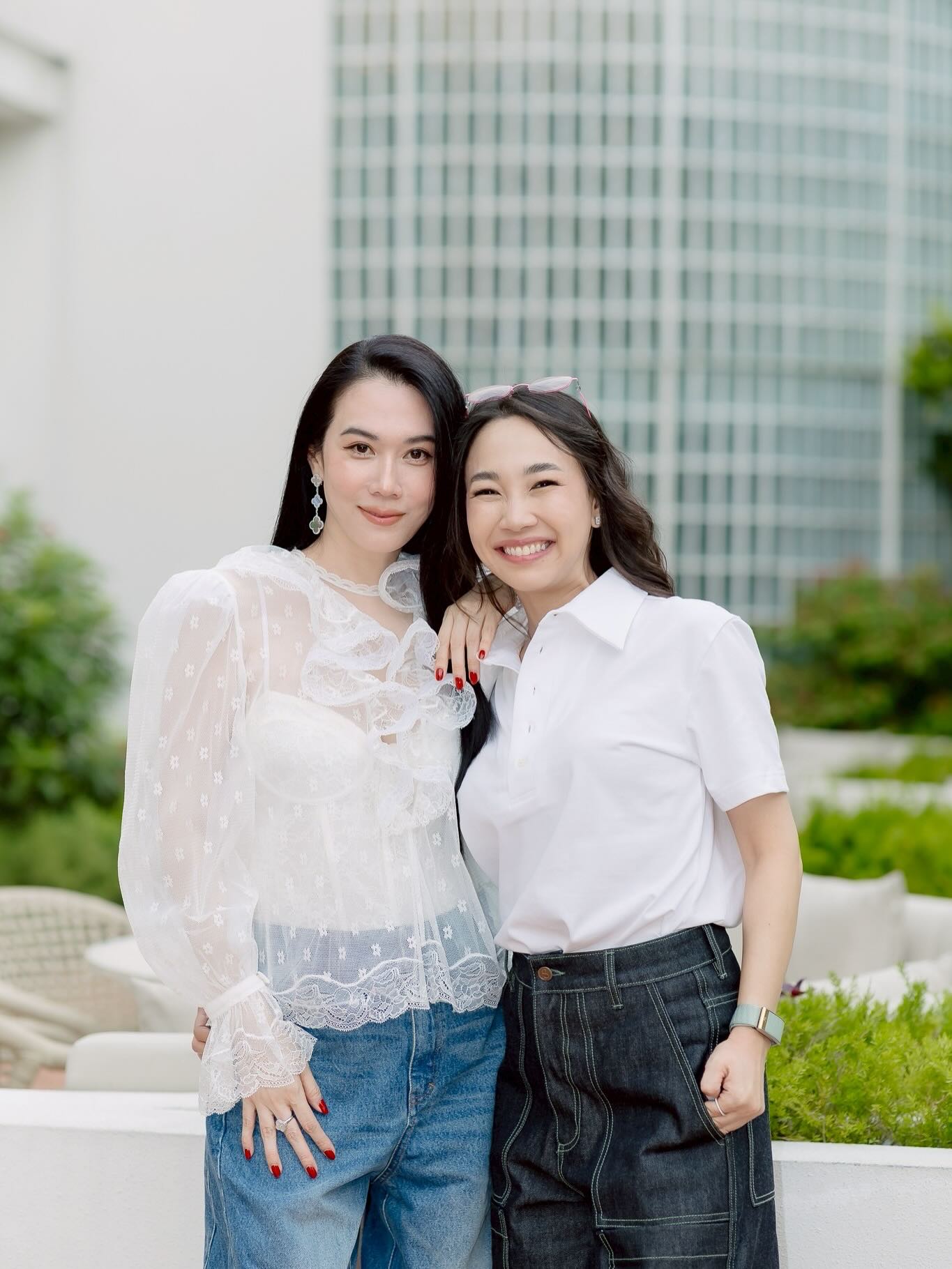เมย์ เฟื่องอารมย์