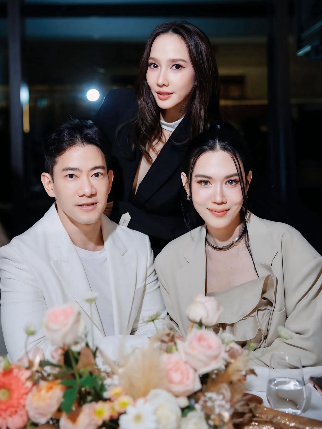 เมย์ เฟื่องอารมย์