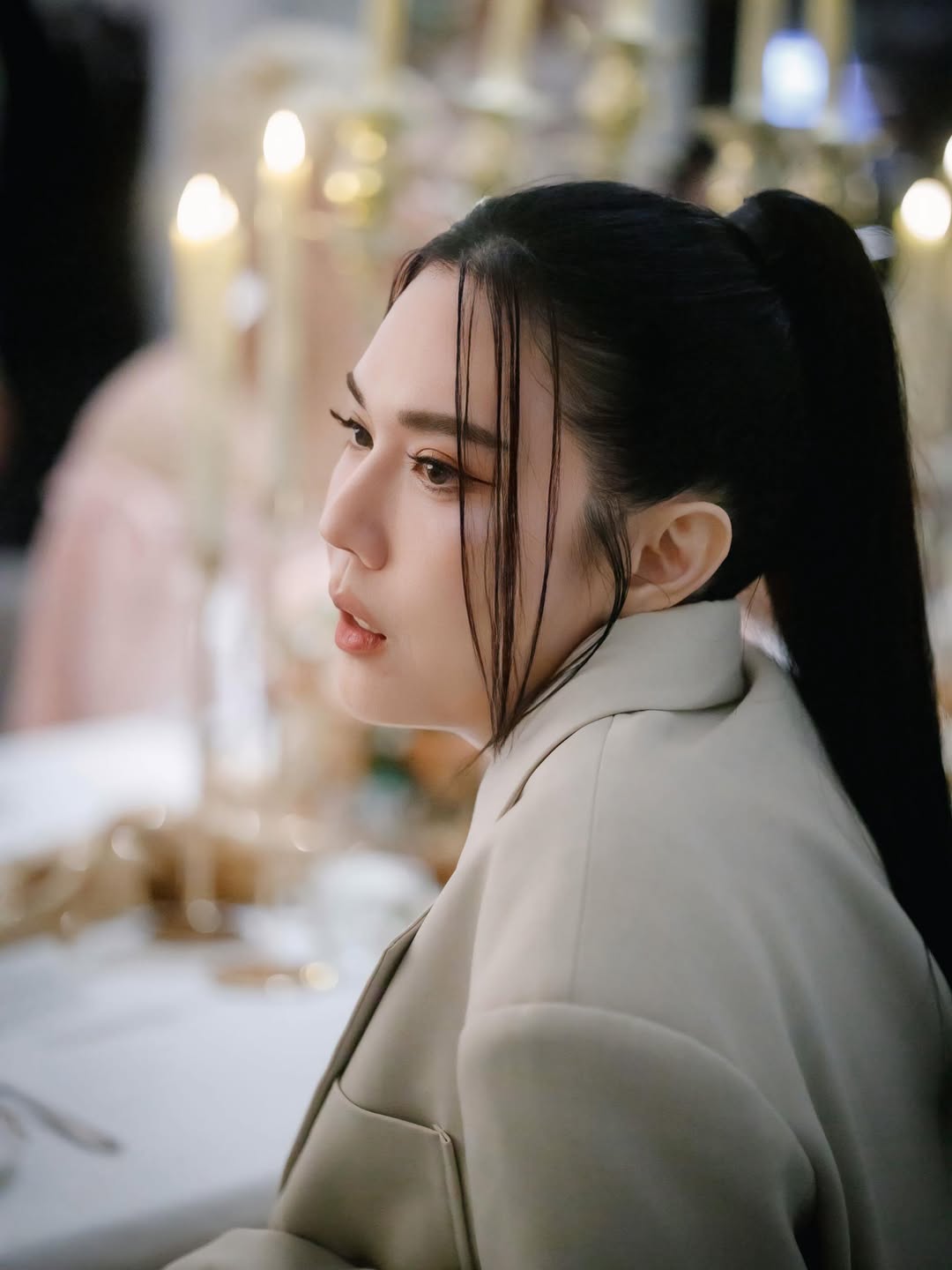 เมย์ เฟื่องอารมย์