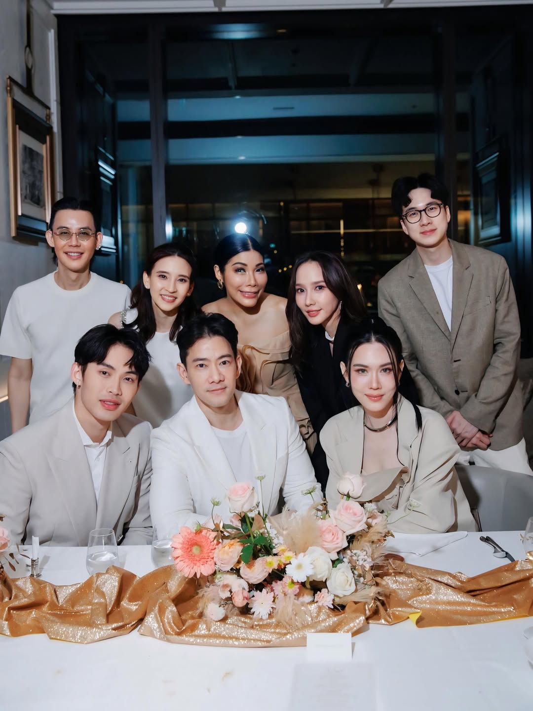 เมย์ เฟื่องอารมย์