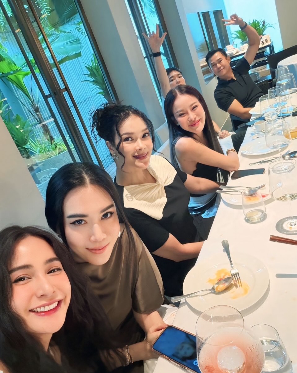 เมย์ เฟื่องอารมย์