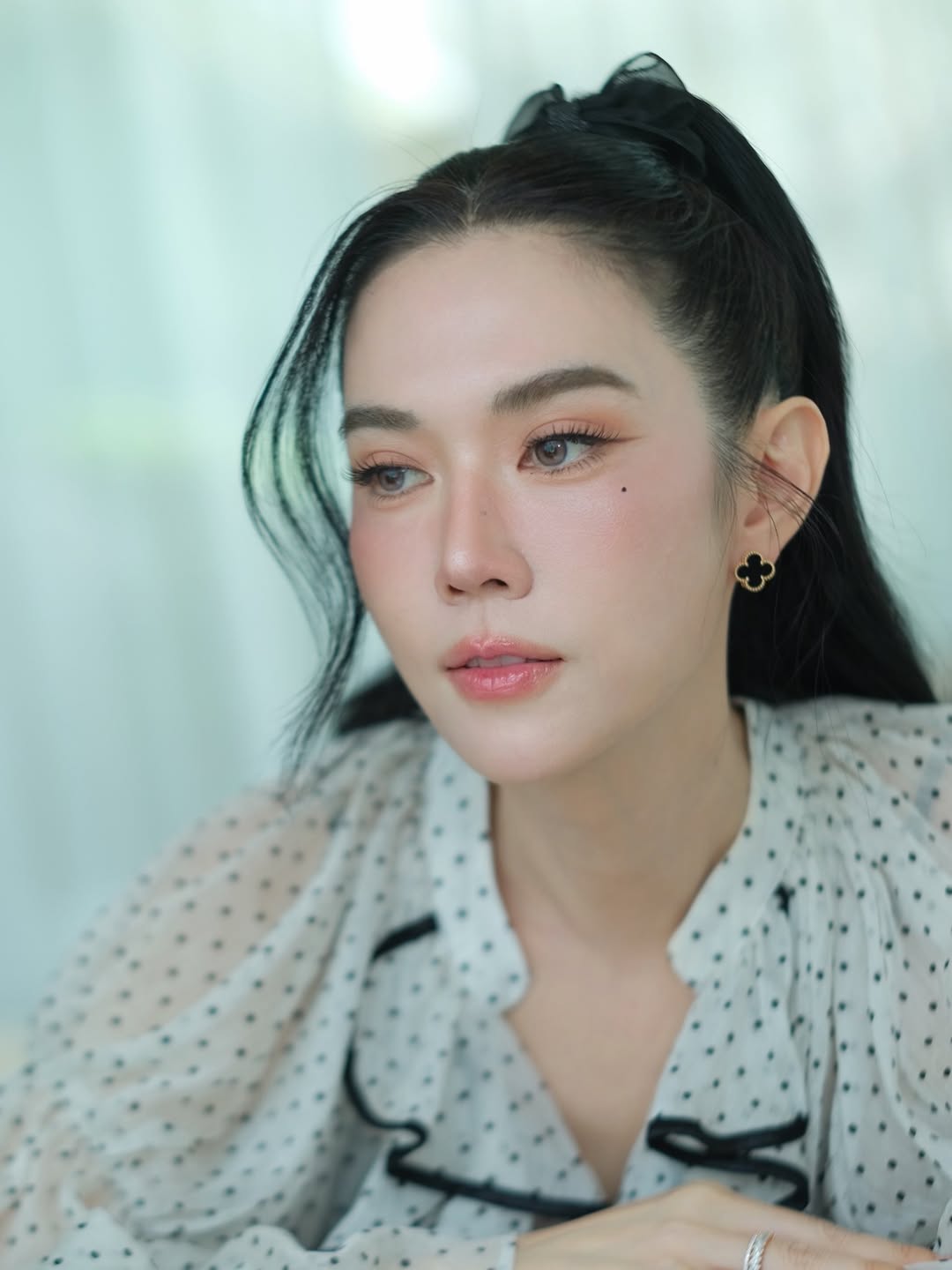 เมย์ เฟื่องอารมย์