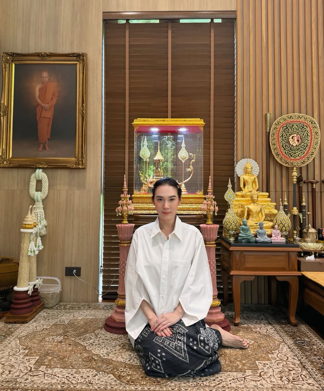 เมย์ เฟื่องอารมย์