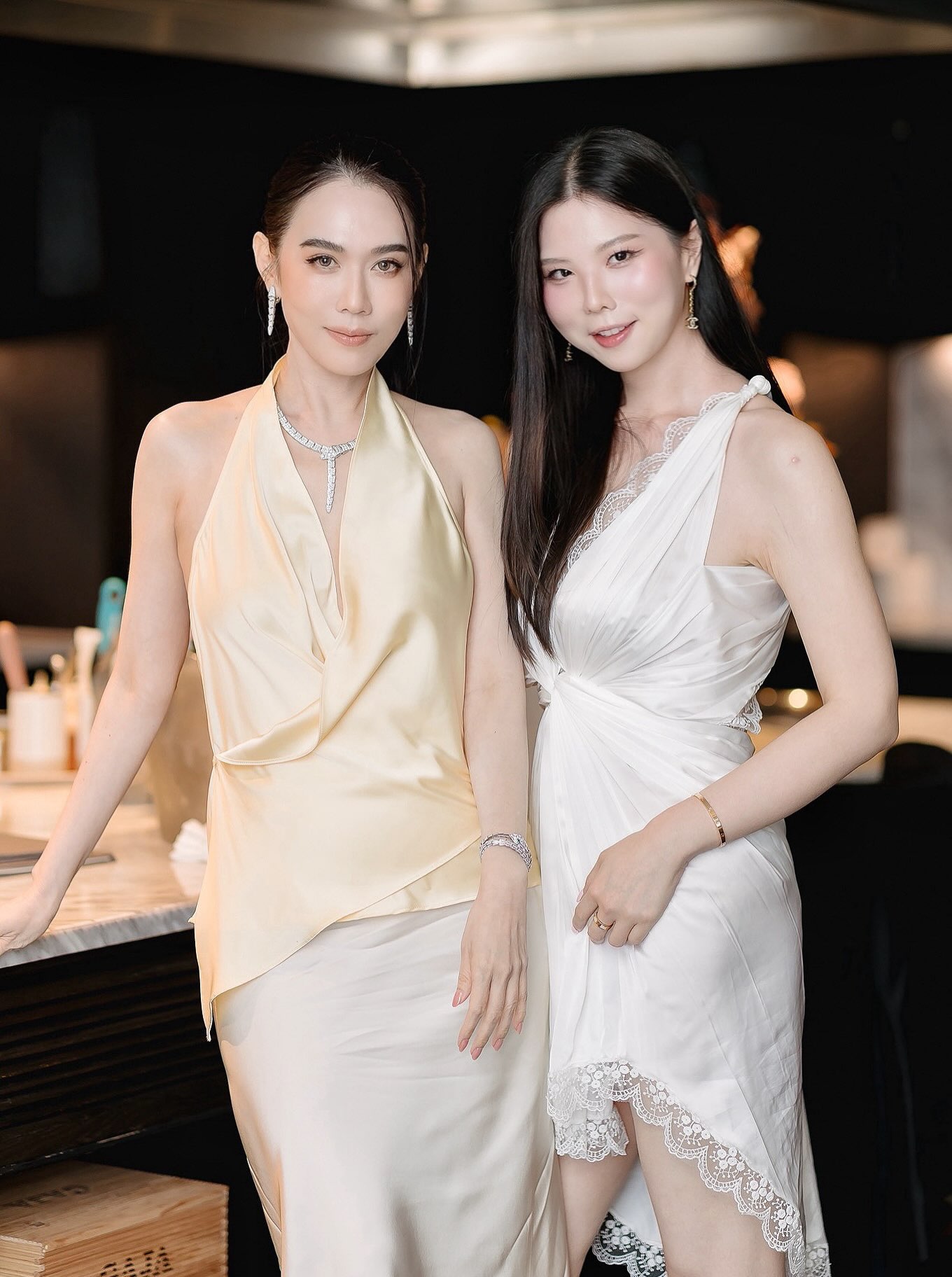 เมย์ เฟื่องอารมย์