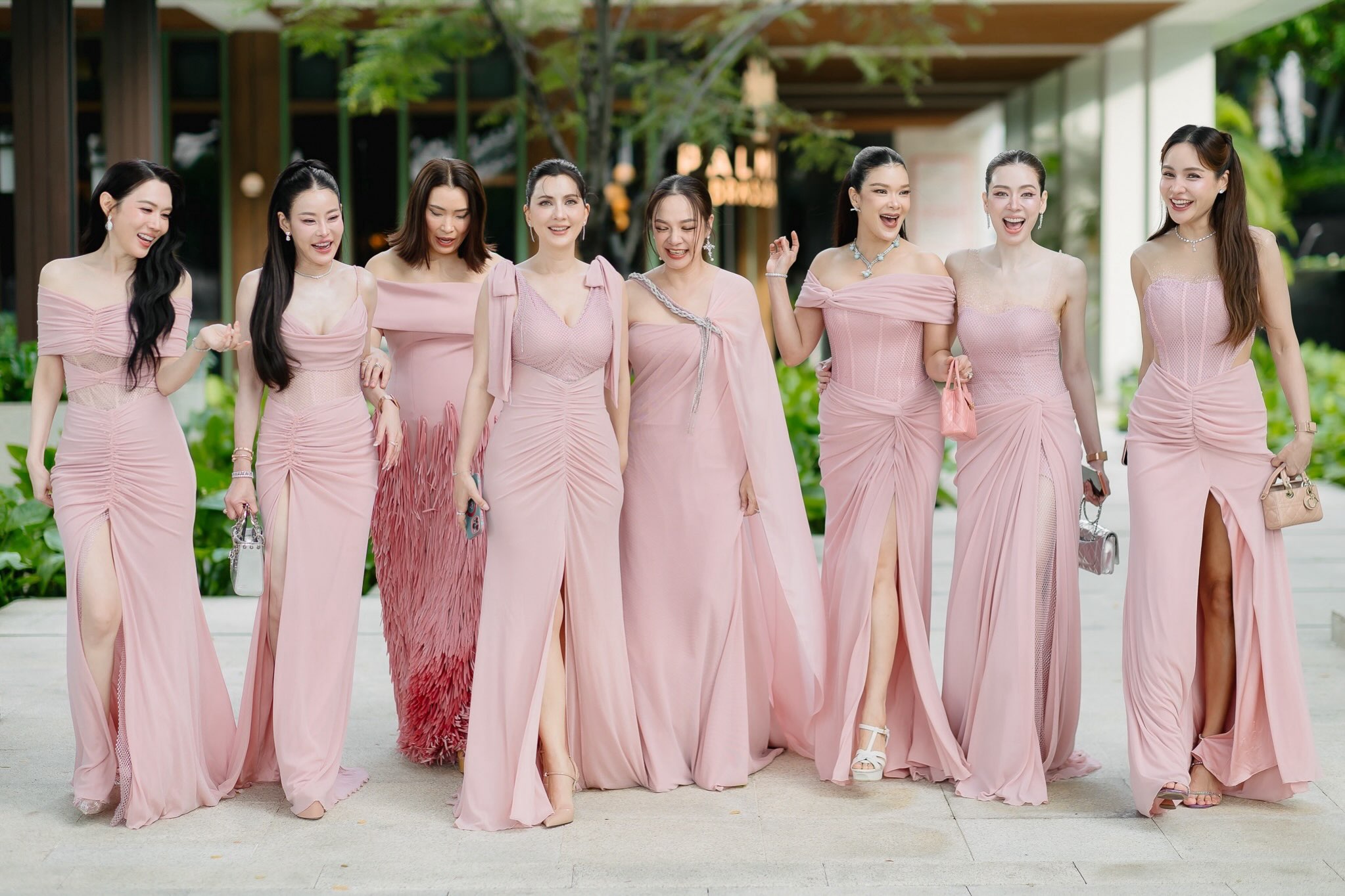 เมย์ เฟื่องอารมย์