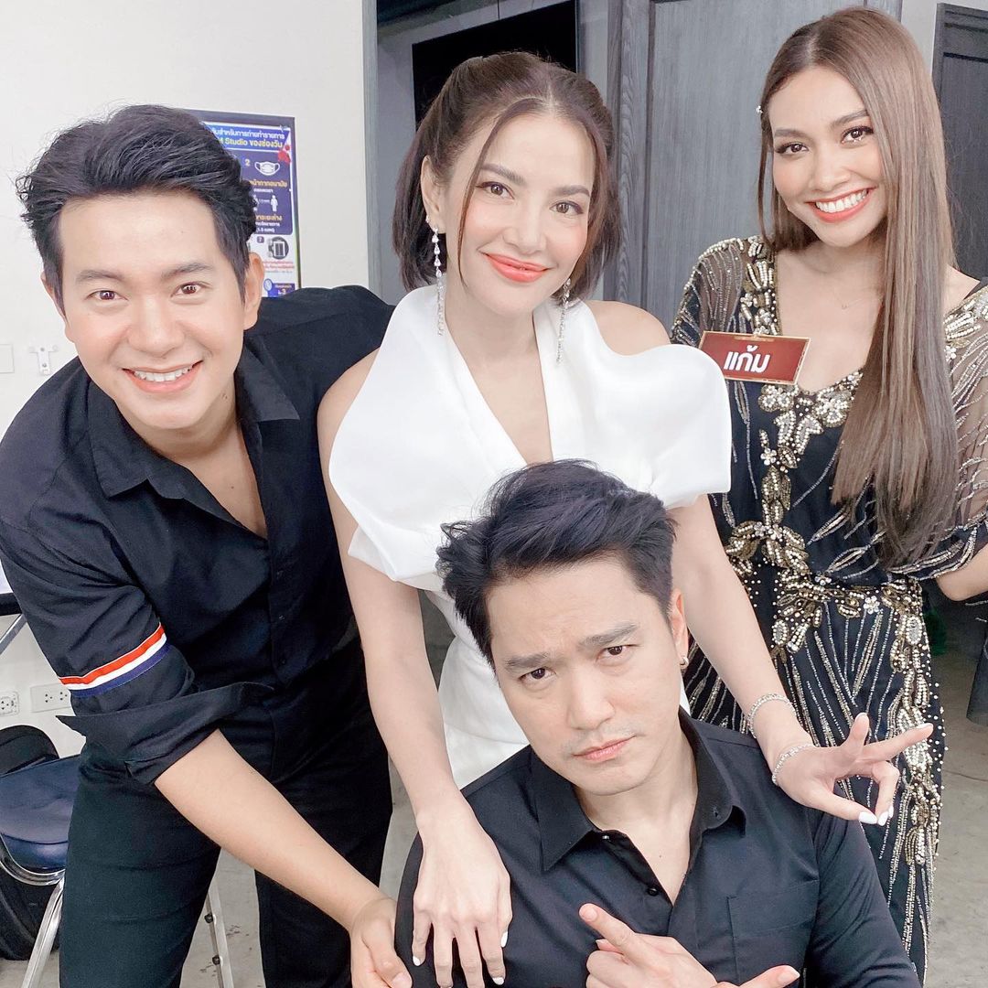อ้อม - พิยดา จุฑารัตนกุล