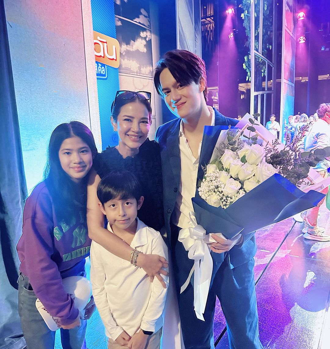 อ้อม - พิยดา จุฑารัตนกุล