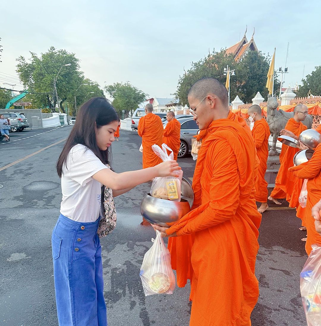 อ้อม - พิยดา จุฑารัตนกุล