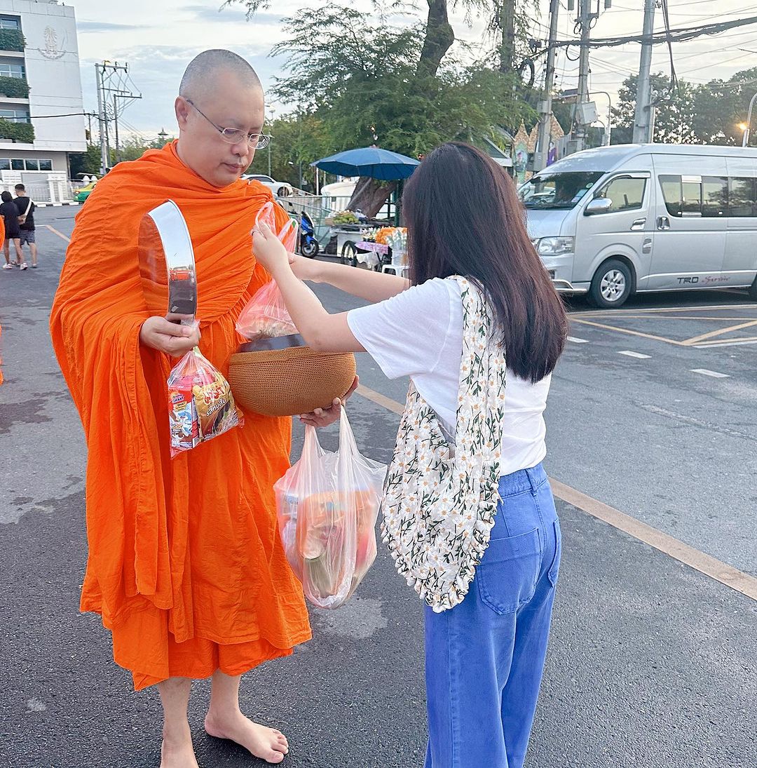 อ้อม - พิยดา จุฑารัตนกุล