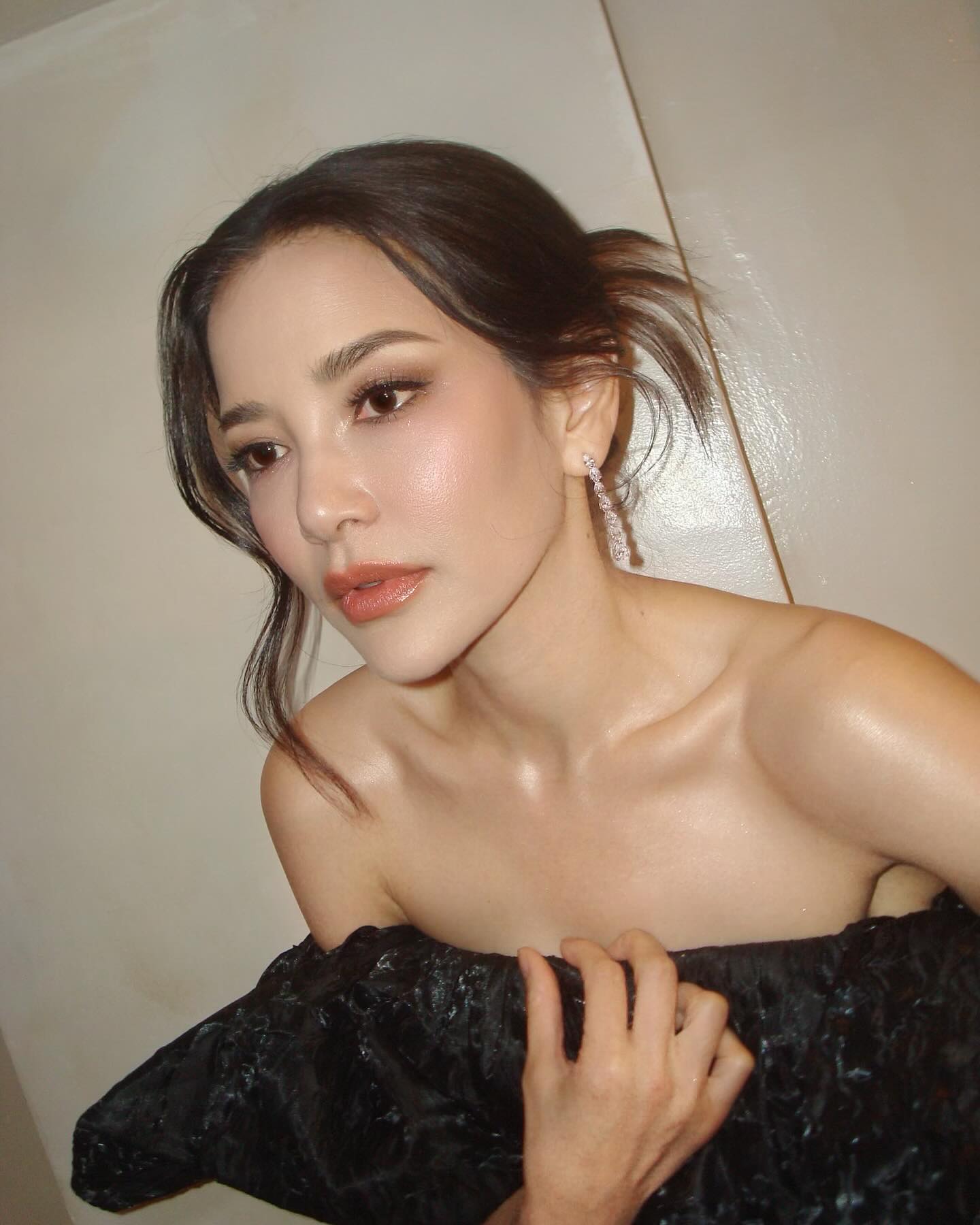 อ้อม - พิยดา จุฑารัตนกุล