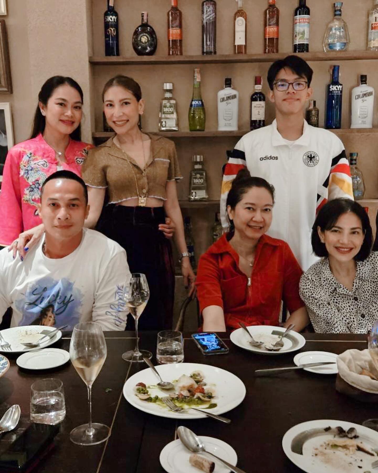 อ้อม - พิยดา จุฑารัตนกุล