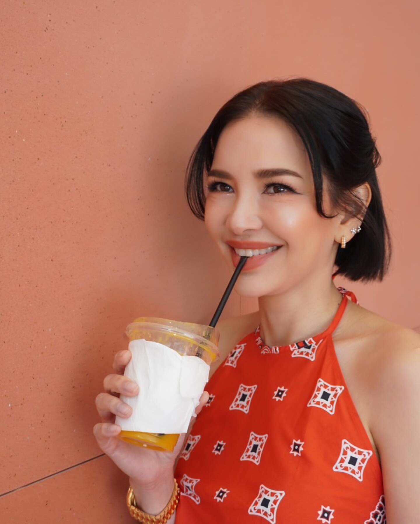 อ้อม - พิยดา จุฑารัตนกุล