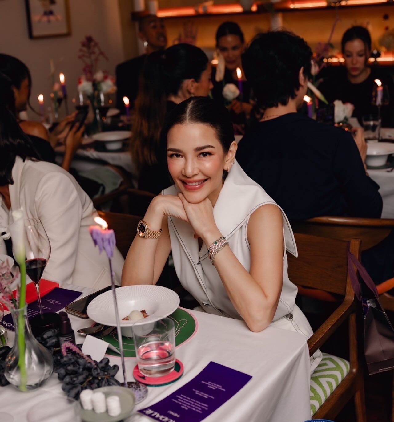 อ้อม - พิยดา จุฑารัตนกุล