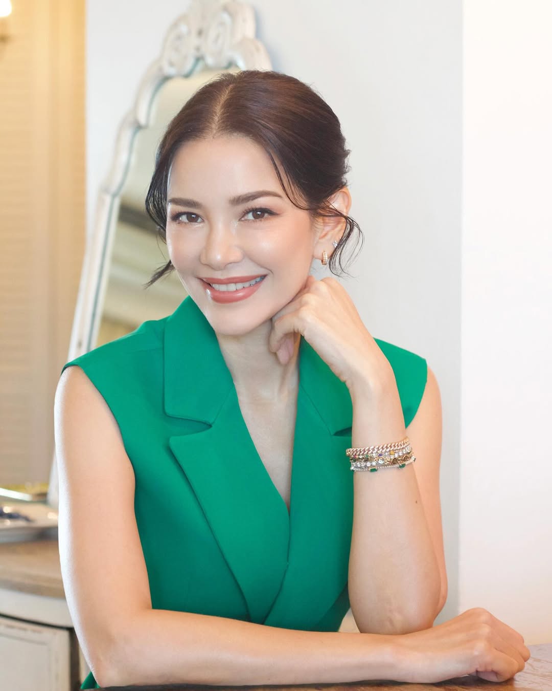 อ้อม - พิยดา จุฑารัตนกุล