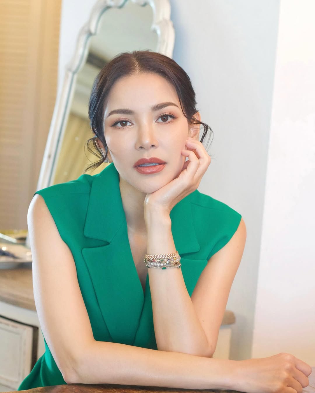 อ้อม - พิยดา จุฑารัตนกุล