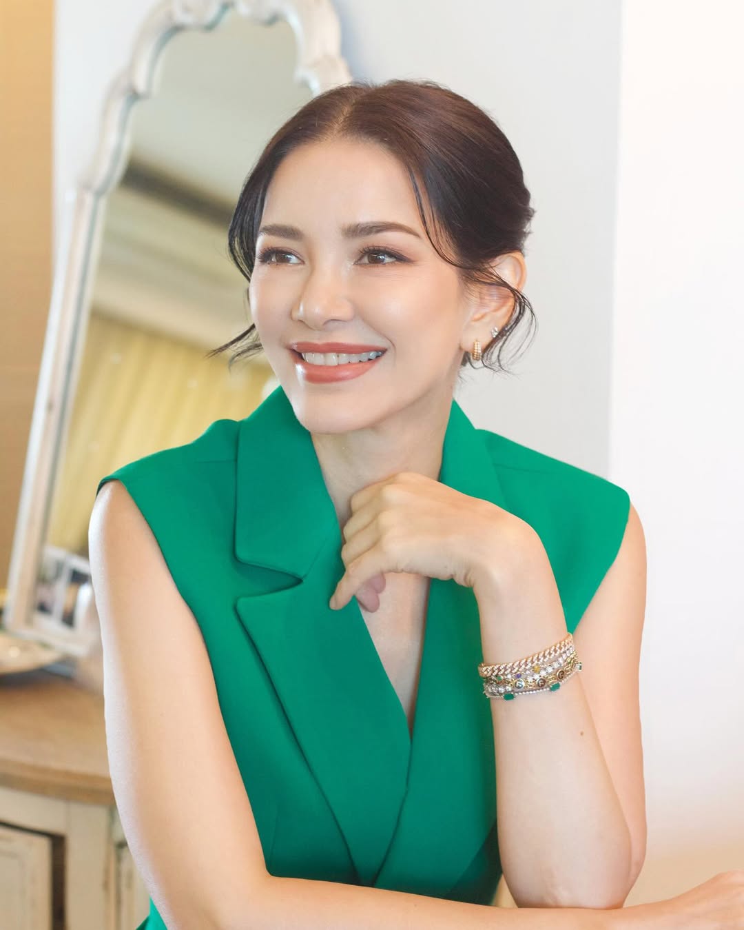 อ้อม - พิยดา จุฑารัตนกุล