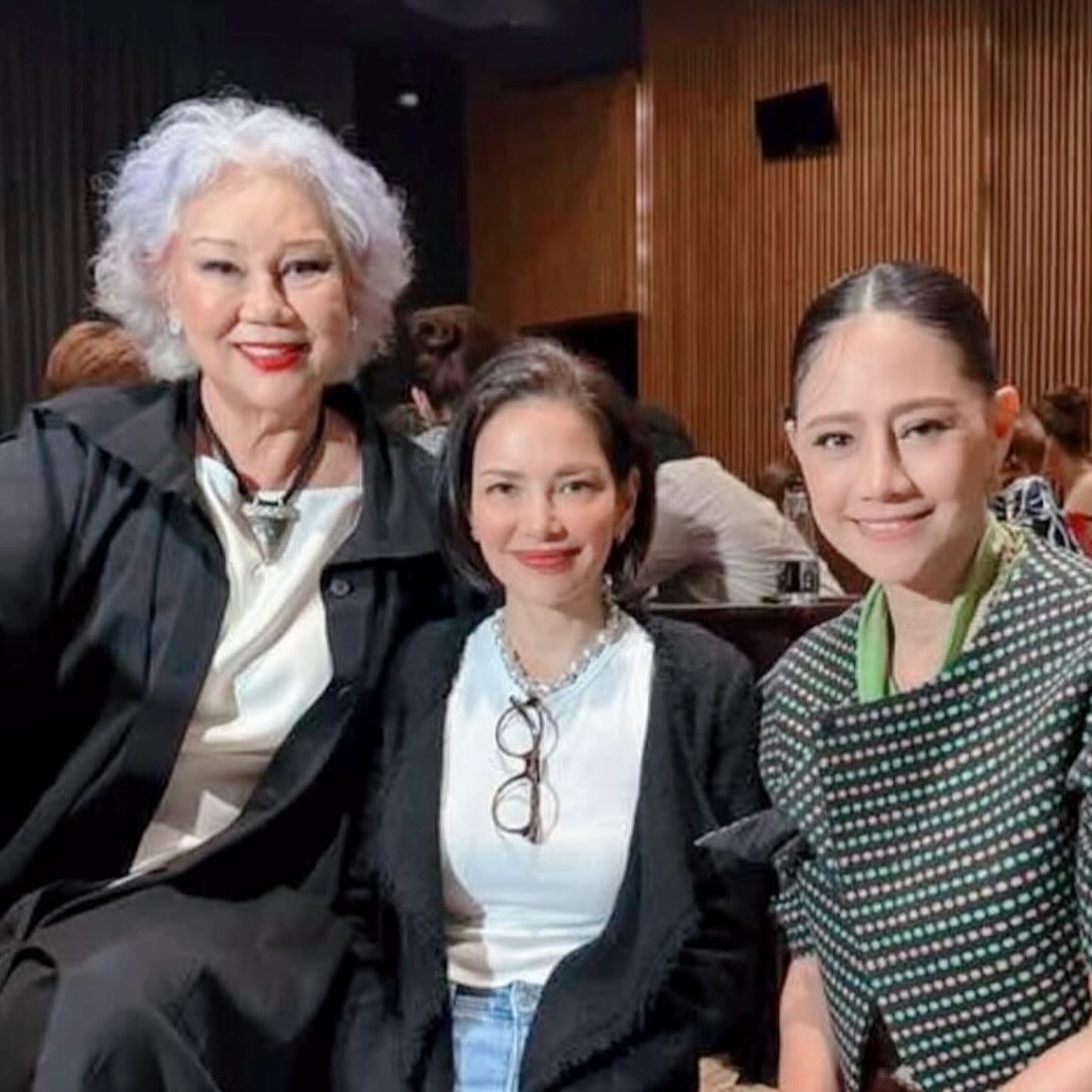 อ้อม - พิยดา จุฑารัตนกุล