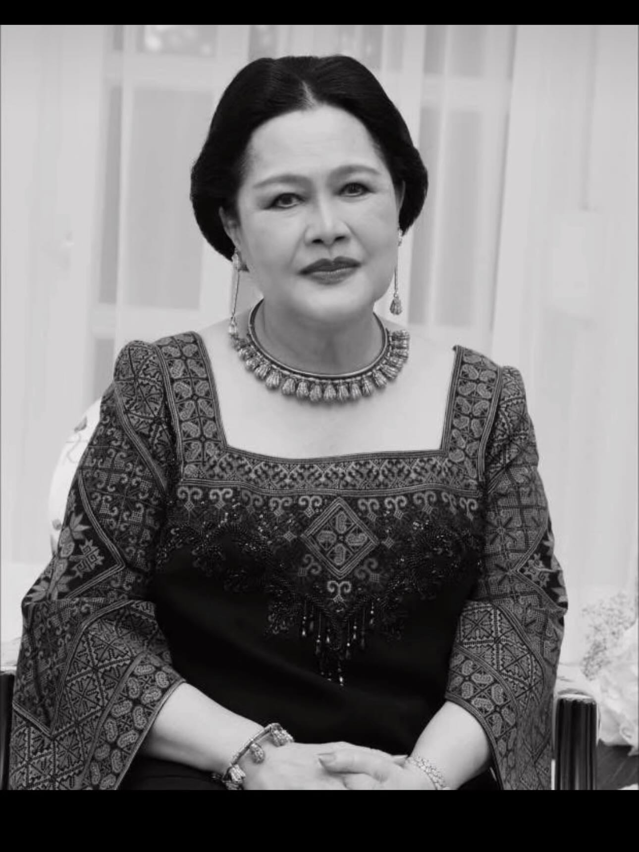 อ้อม - พิยดา จุฑารัตนกุล