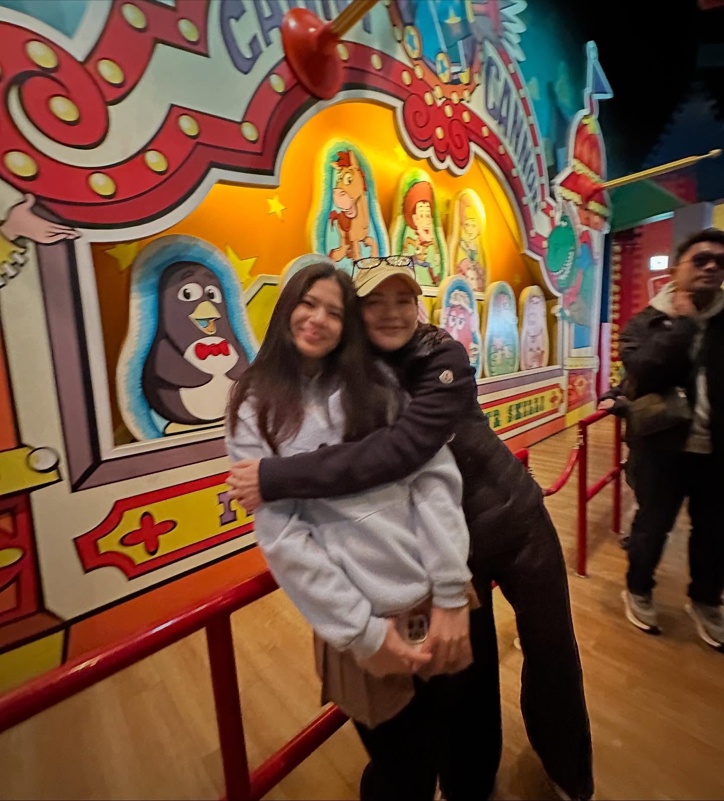 อ้อม - พิยดา จุฑารัตนกุล