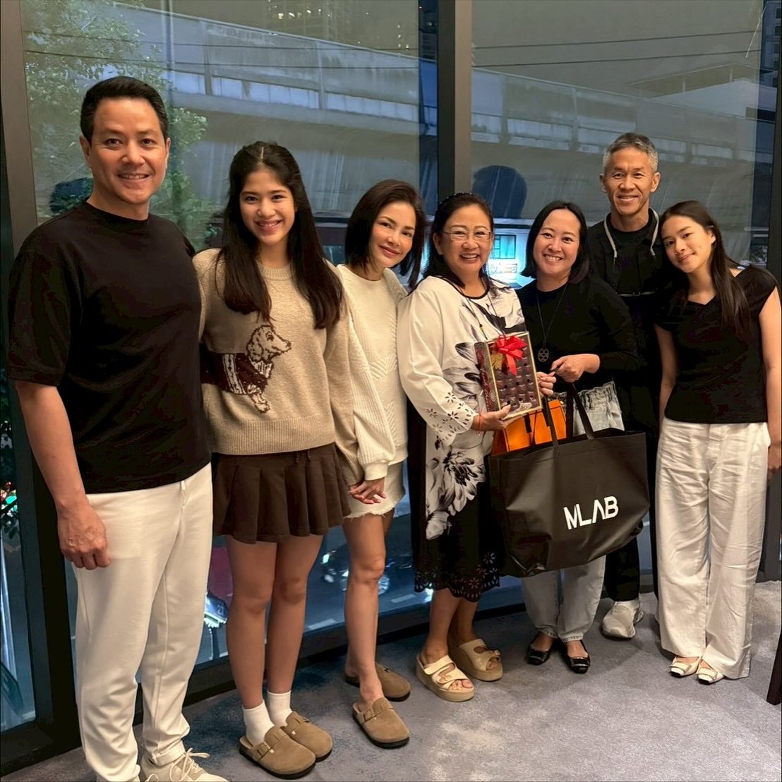 อ้อม - พิยดา จุฑารัตนกุล