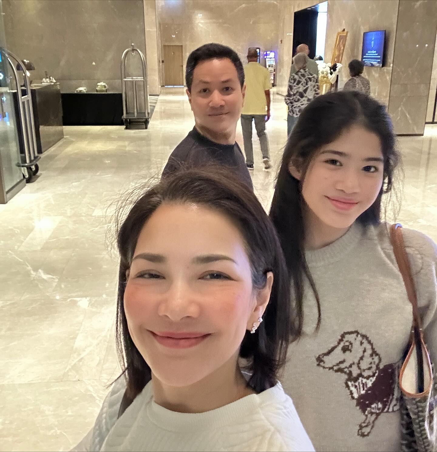 อ้อม - พิยดา จุฑารัตนกุล