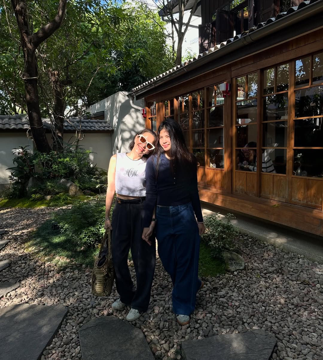 อ้อม - พิยดา จุฑารัตนกุล