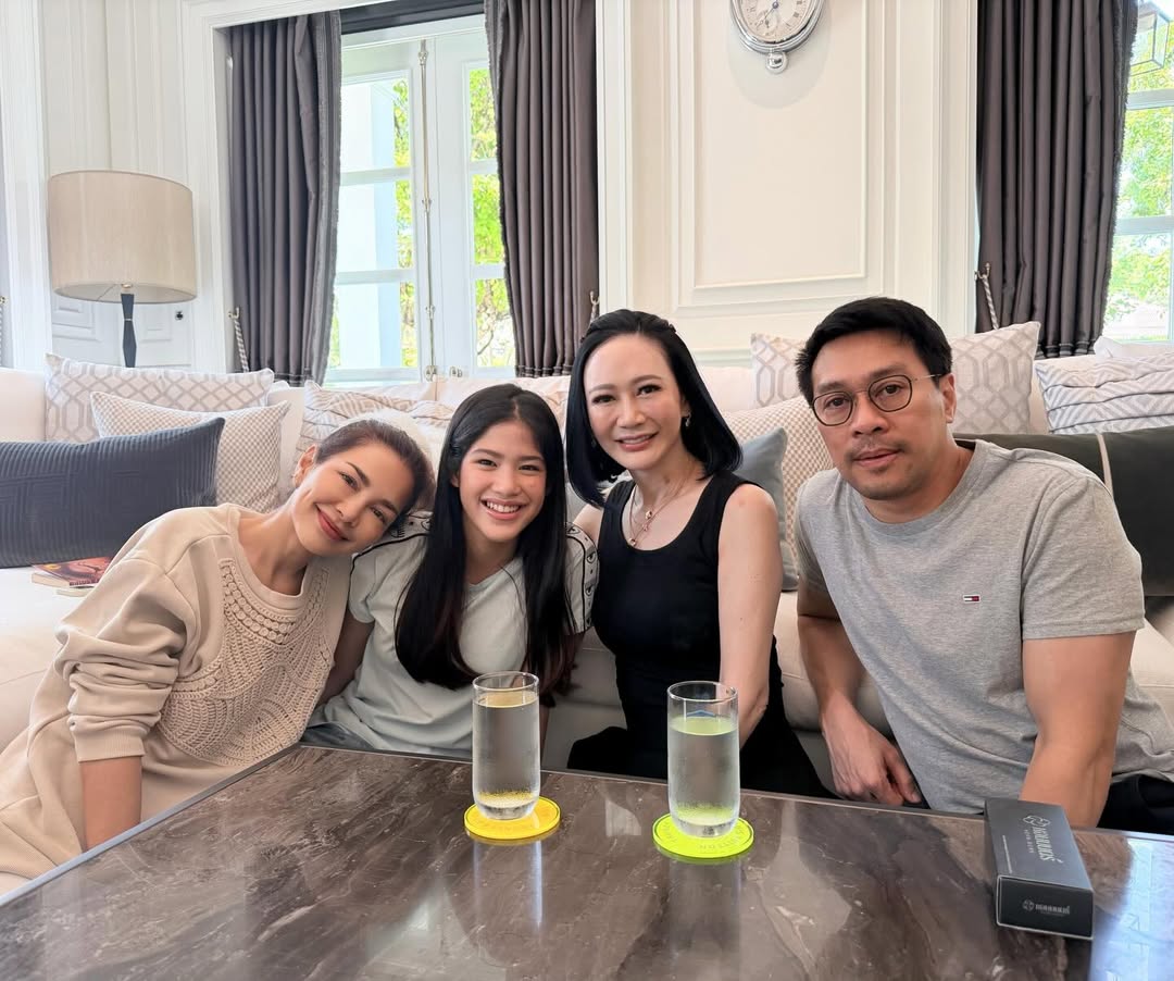 อ้อม - พิยดา จุฑารัตนกุล