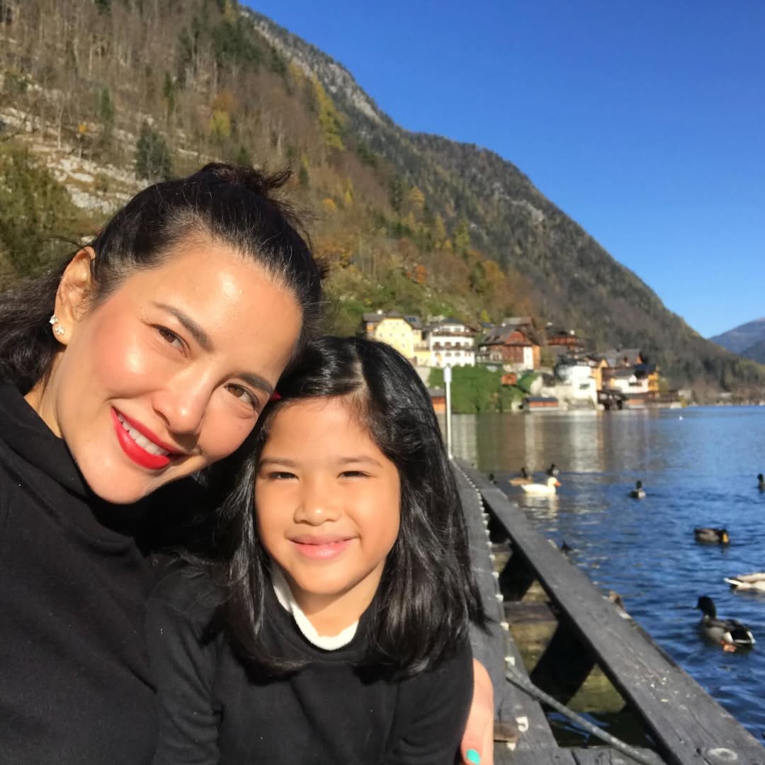 อ้อม - พิยดา จุฑารัตนกุล