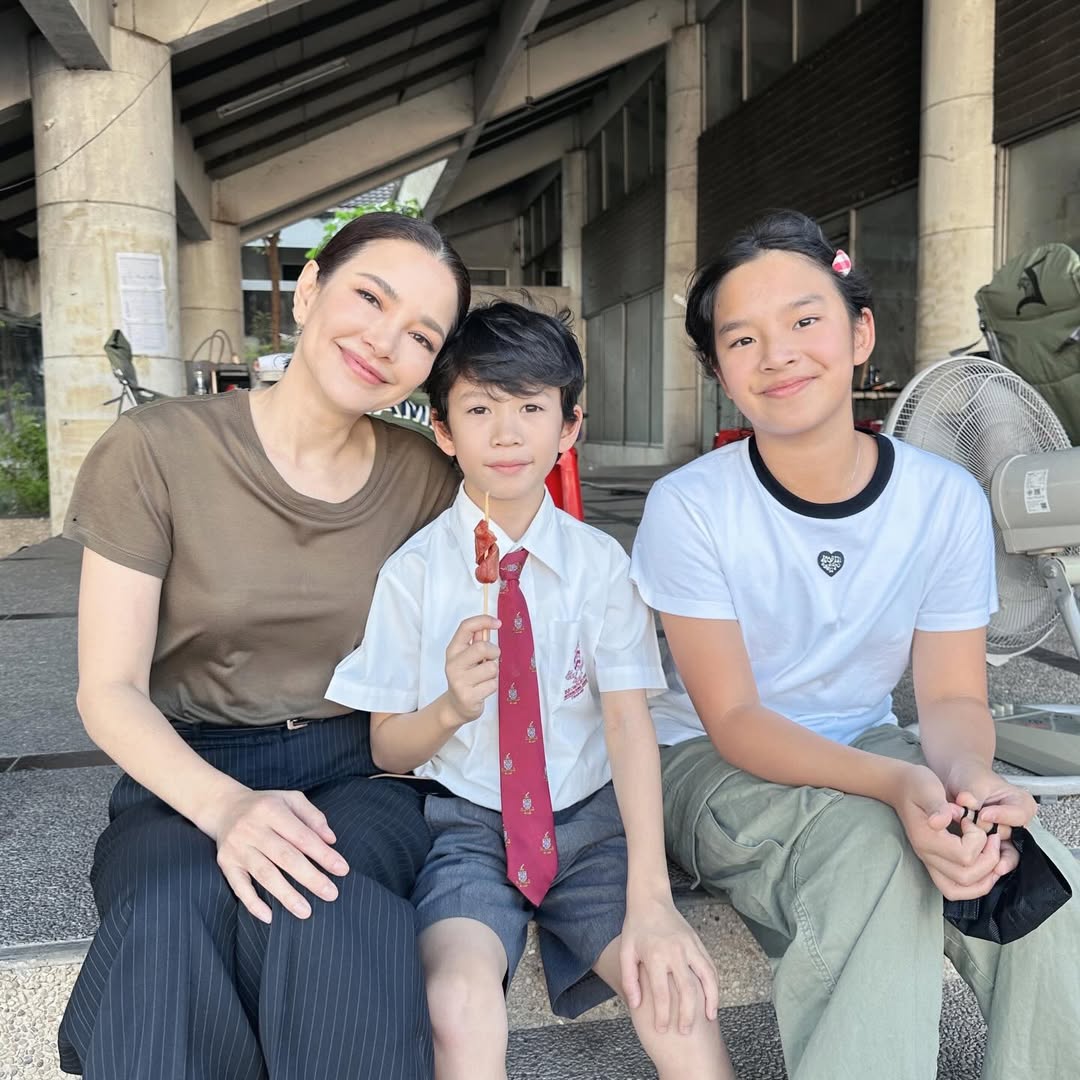 อ้อม - พิยดา จุฑารัตนกุล