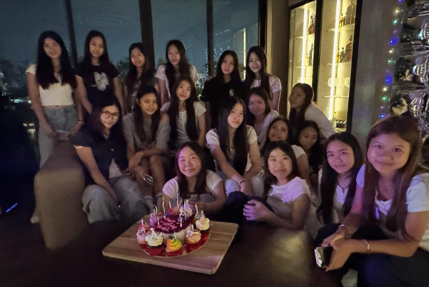 อ้อม - พิยดา จุฑารัตนกุล