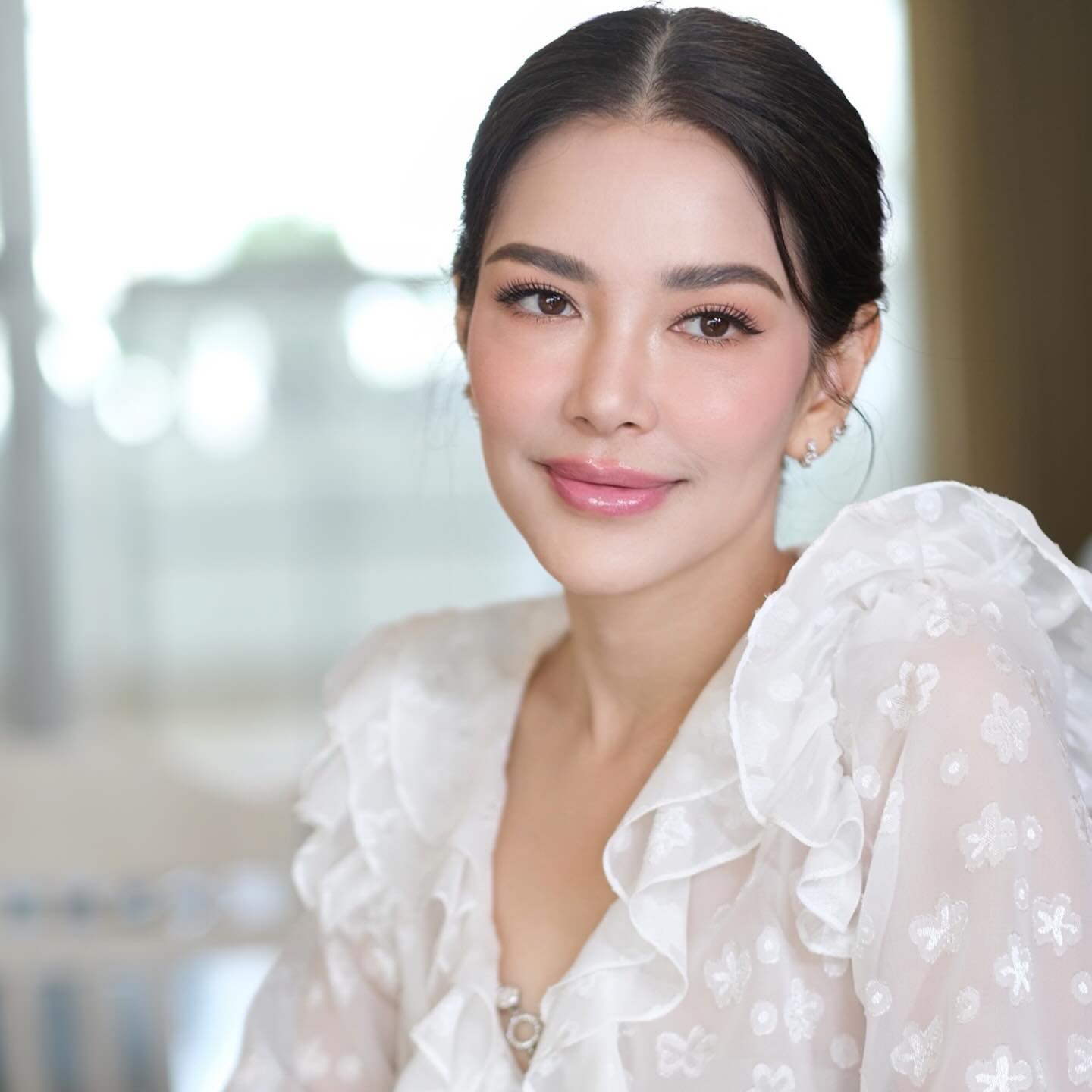 อ้อม - พิยดา จุฑารัตนกุล