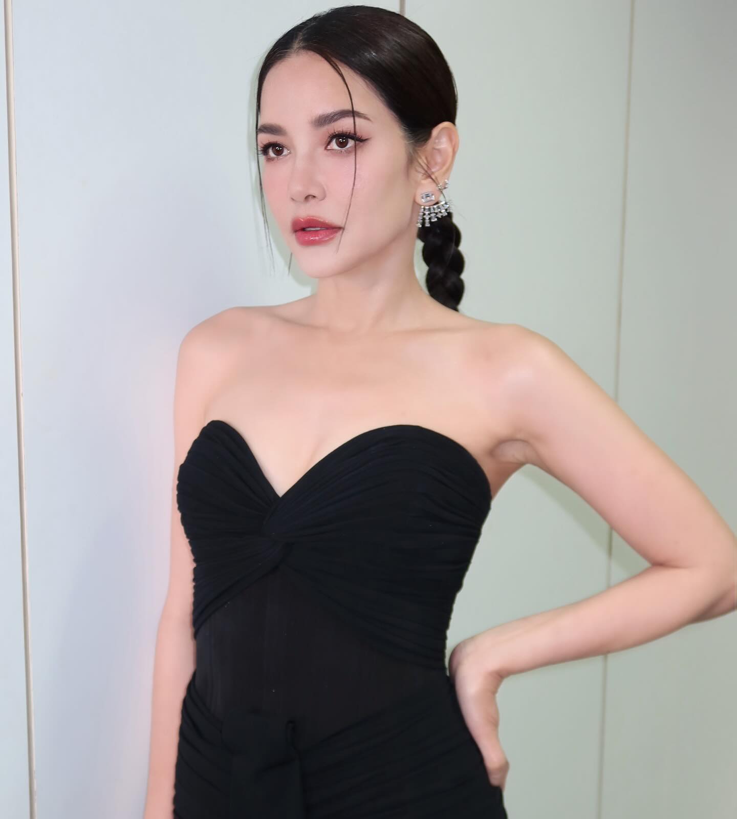 อ้อม - พิยดา จุฑารัตนกุล