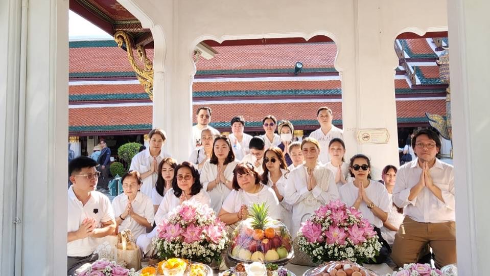 อ้อม - พิยดา จุฑารัตนกุล