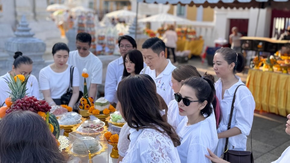 อ้อม - พิยดา จุฑารัตนกุล