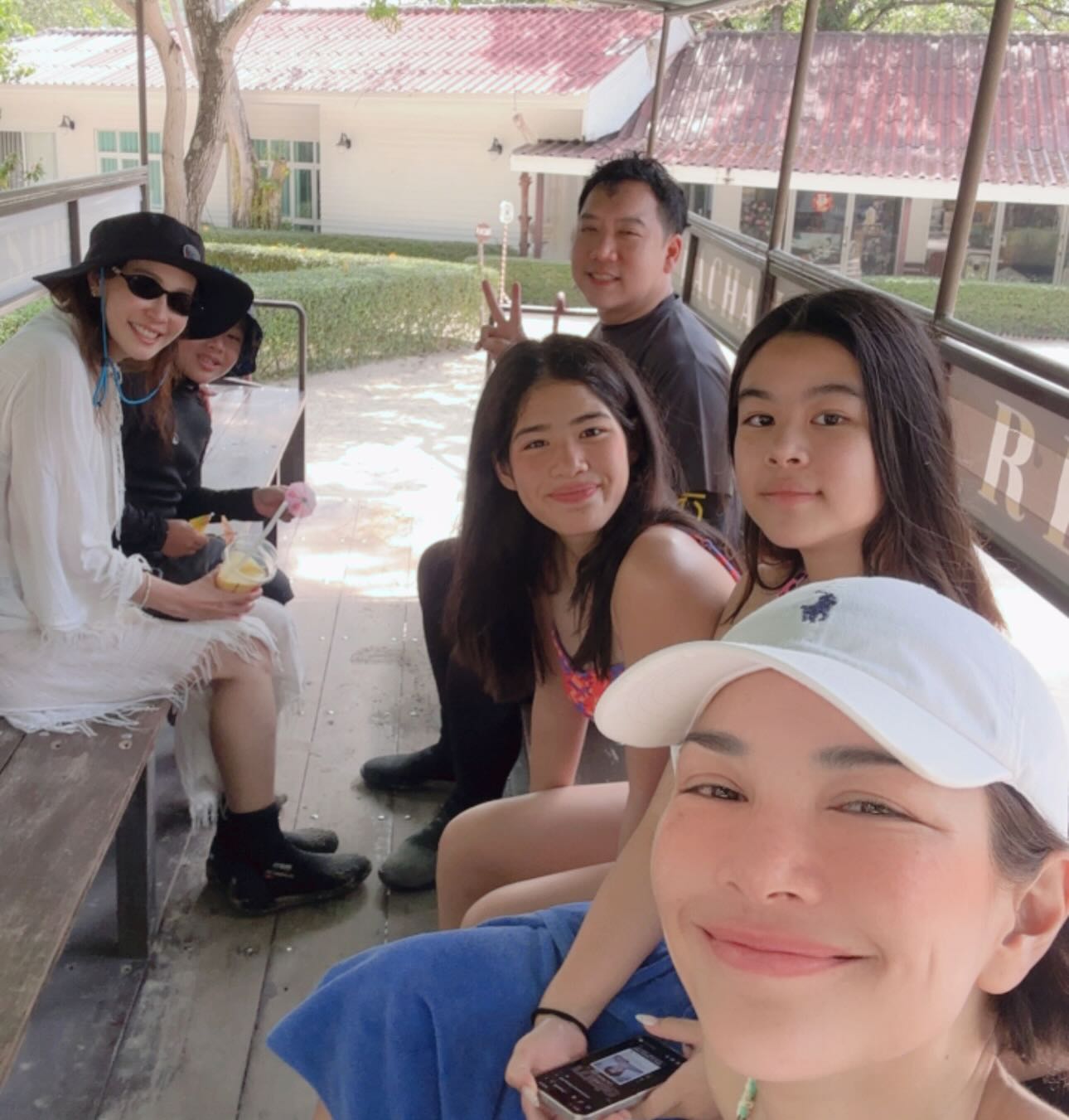 อ้อม - พิยดา จุฑารัตนกุล