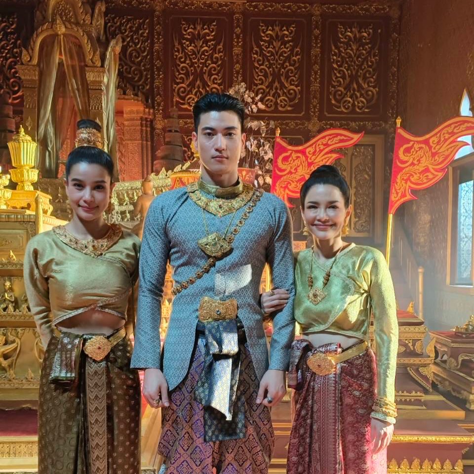 อ้อม - พิยดา จุฑารัตนกุล