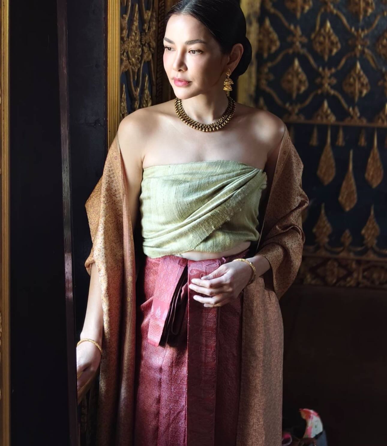 อ้อม - พิยดา จุฑารัตนกุล