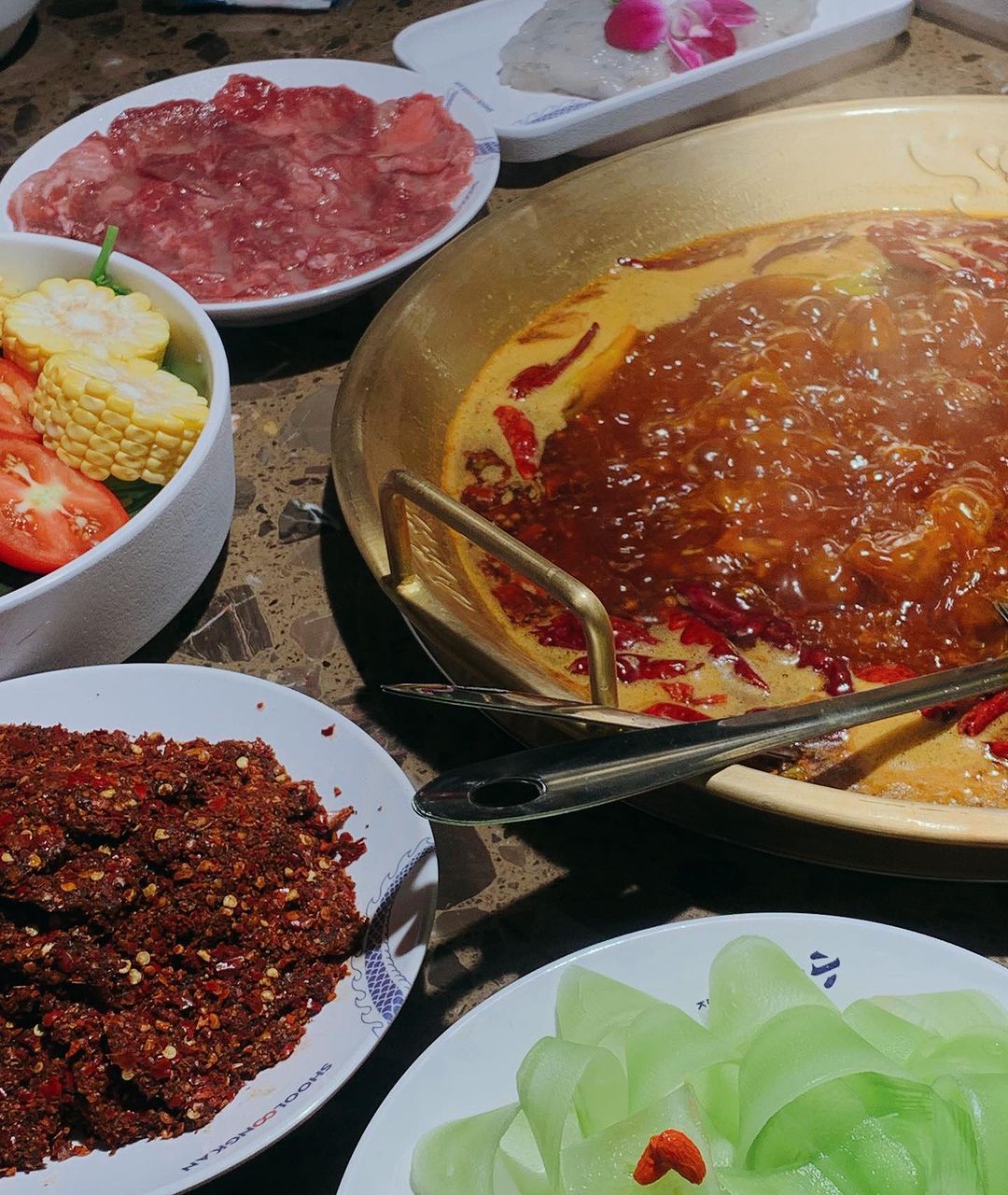 หลิน - มชณต สุวรรณมาศ