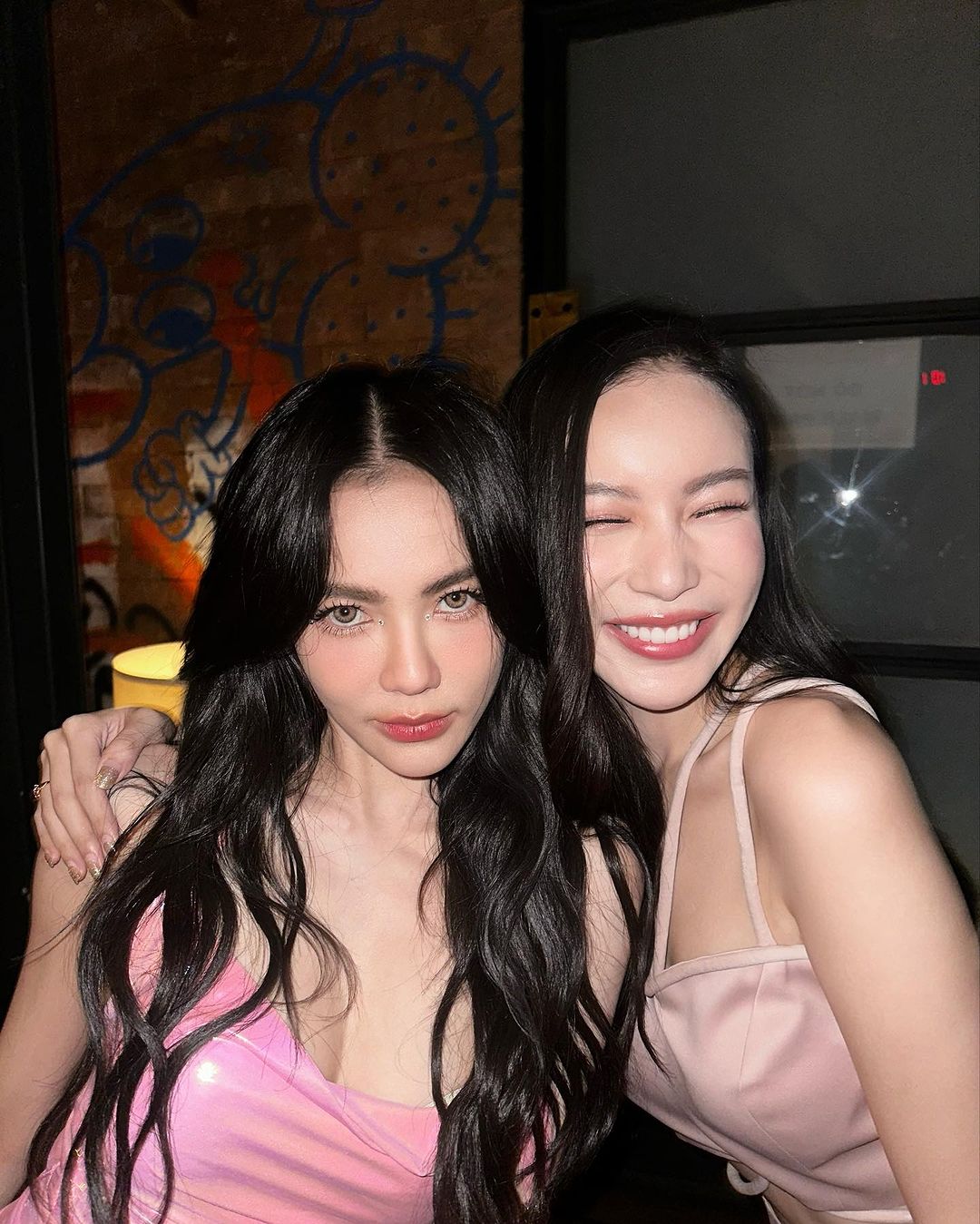 มุก - วรนิษฐ์ ถาวรวงศ์