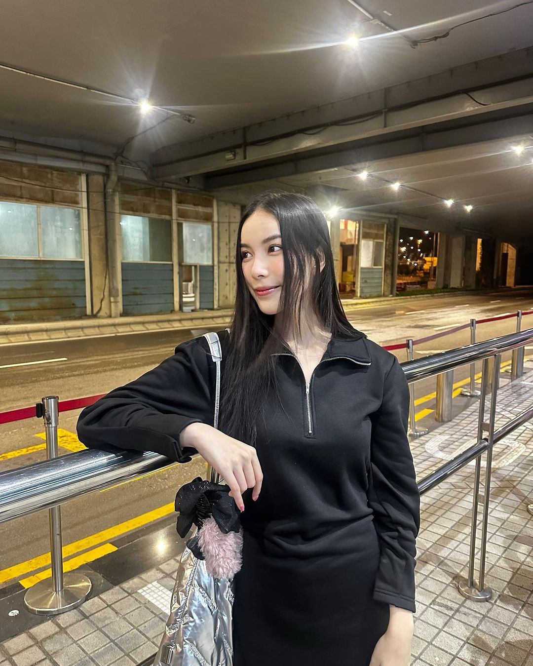 มุก - วรนิษฐ์ ถาวรวงศ์