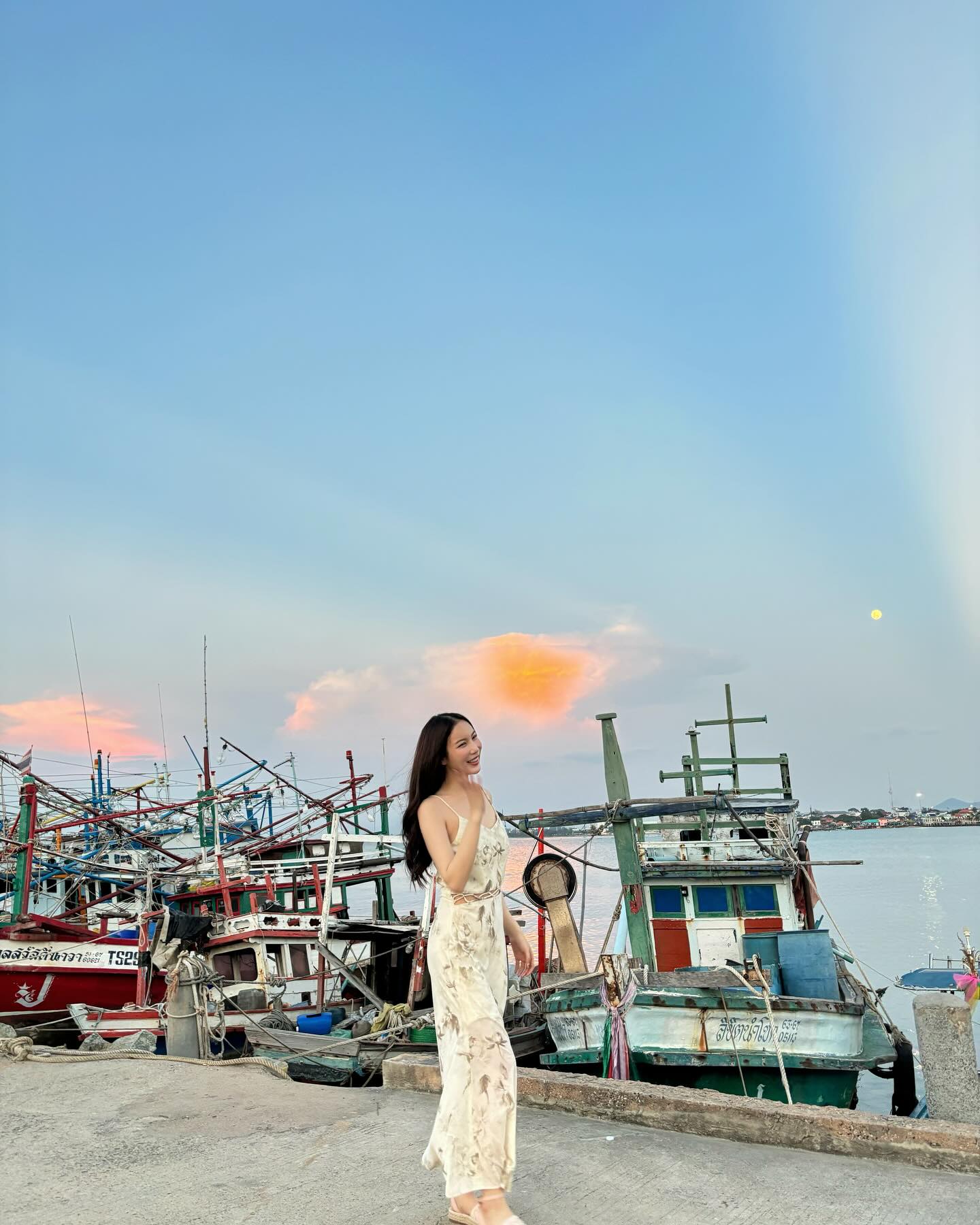 มุก - วรนิษฐ์ ถาวรวงศ์