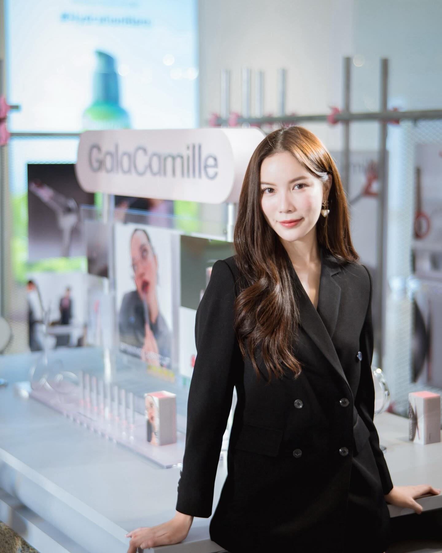 มุก - วรนิษฐ์ ถาวรวงศ์