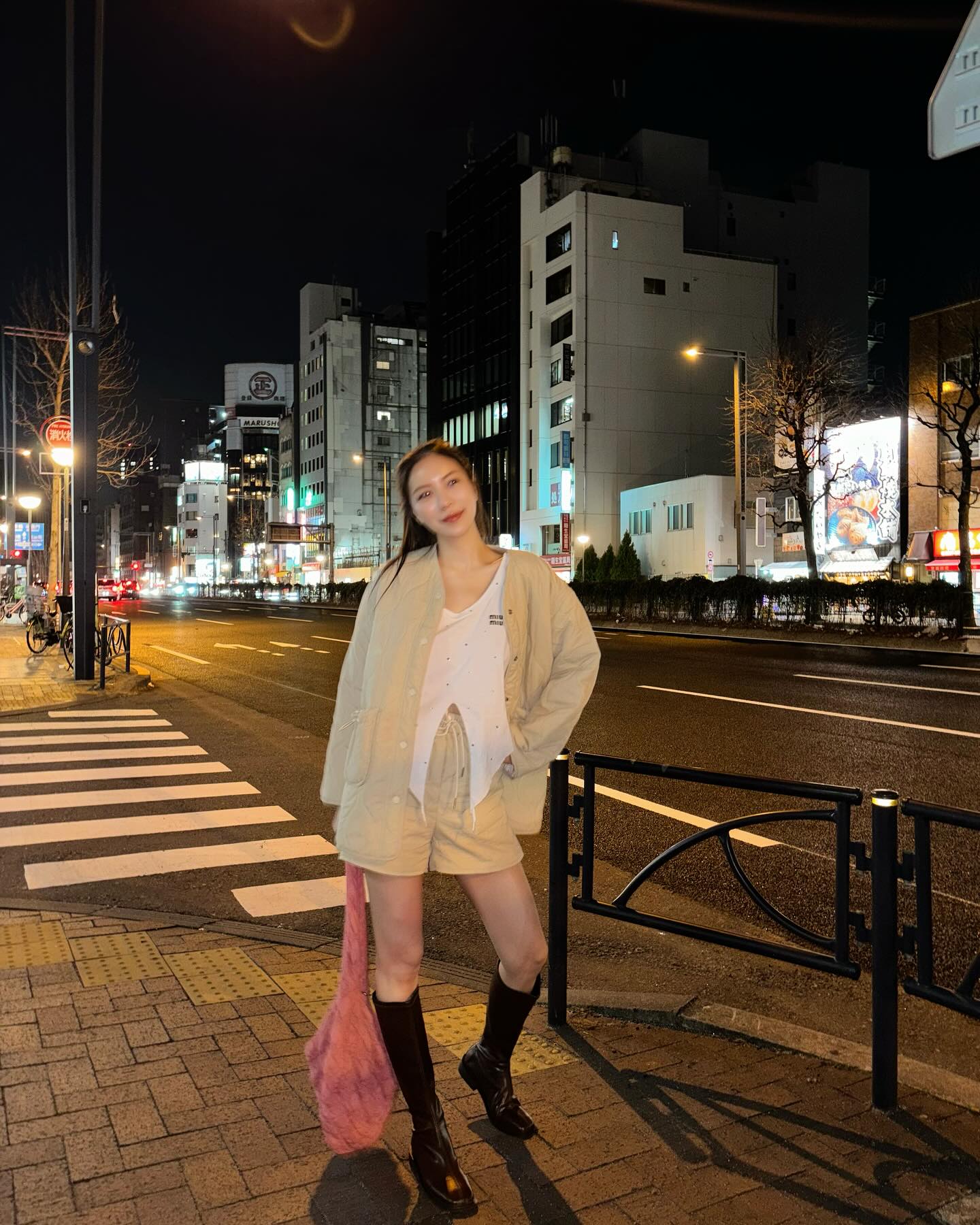 มุก - วรนิษฐ์ ถาวรวงศ์