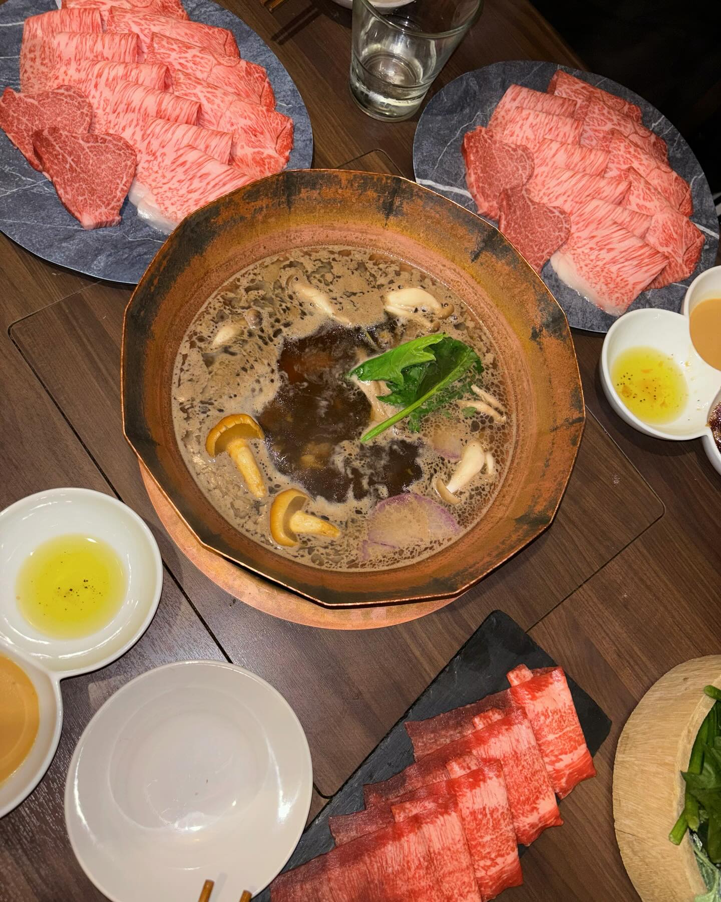 มุก - วรนิษฐ์ ถาวรวงศ์