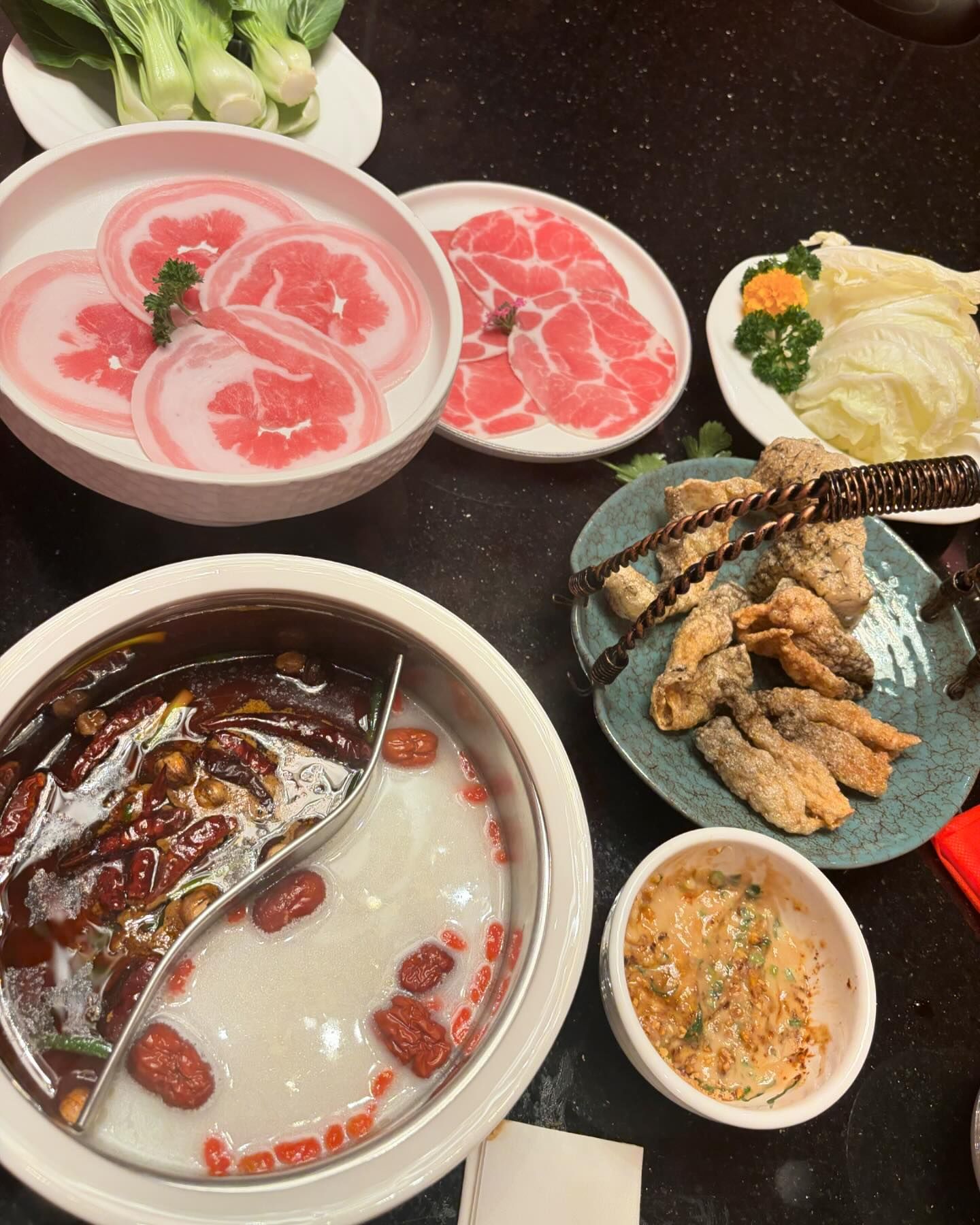 มุก - วรนิษฐ์ ถาวรวงศ์