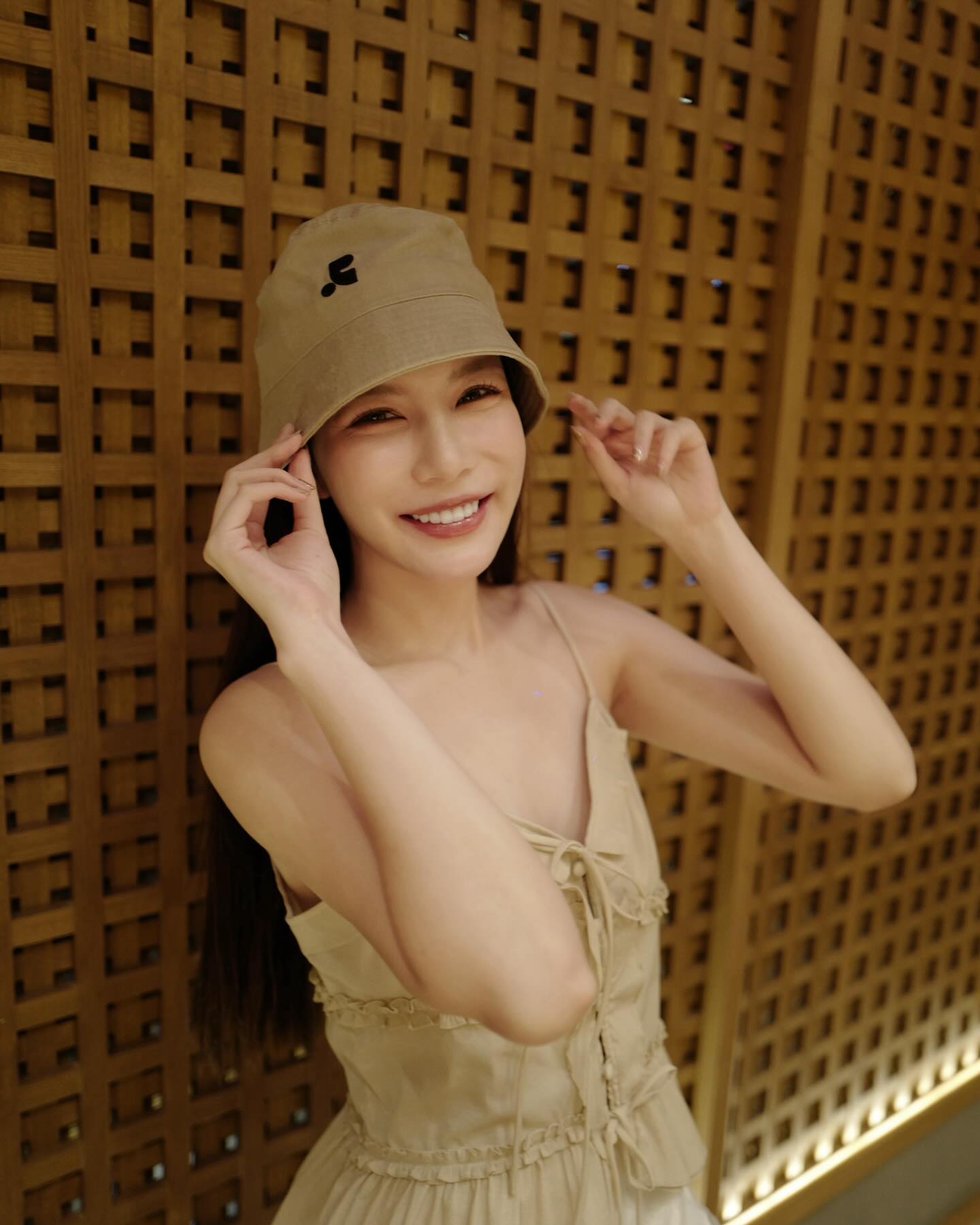 มุก - วรนิษฐ์ ถาวรวงศ์