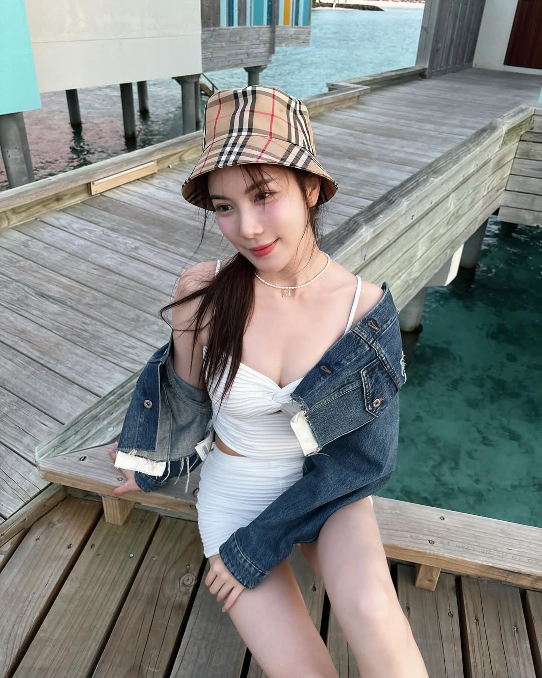 มุก - วรนิษฐ์ ถาวรวงศ์